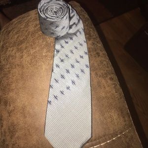 Gray neck tie